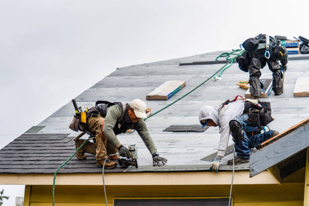 Professional Gutter Installation technician working in Fredericktown, OH